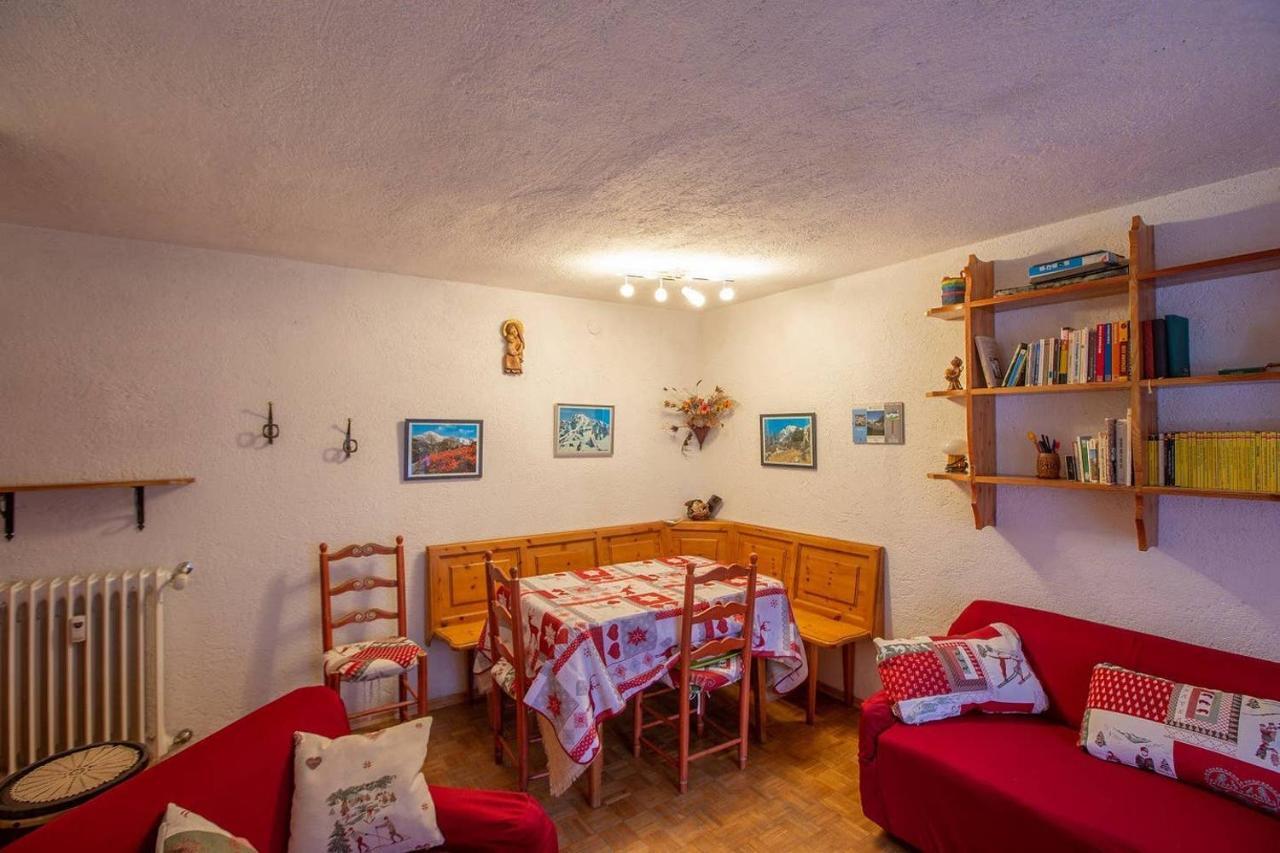 Joivy Flat For 6, In The Historic Town Pre-Saint-Didier Pré-Saint-Didier Exterior foto